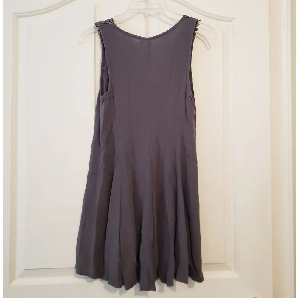 Others Follow Gray Sleeveless Top